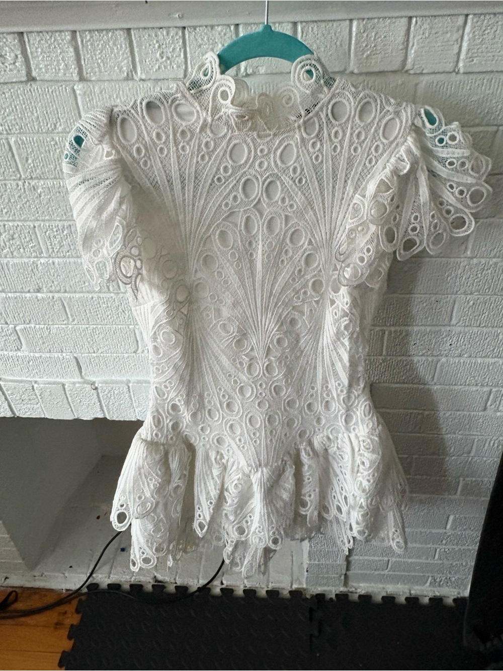 White Lace Peplum Women's Top - Unbranded